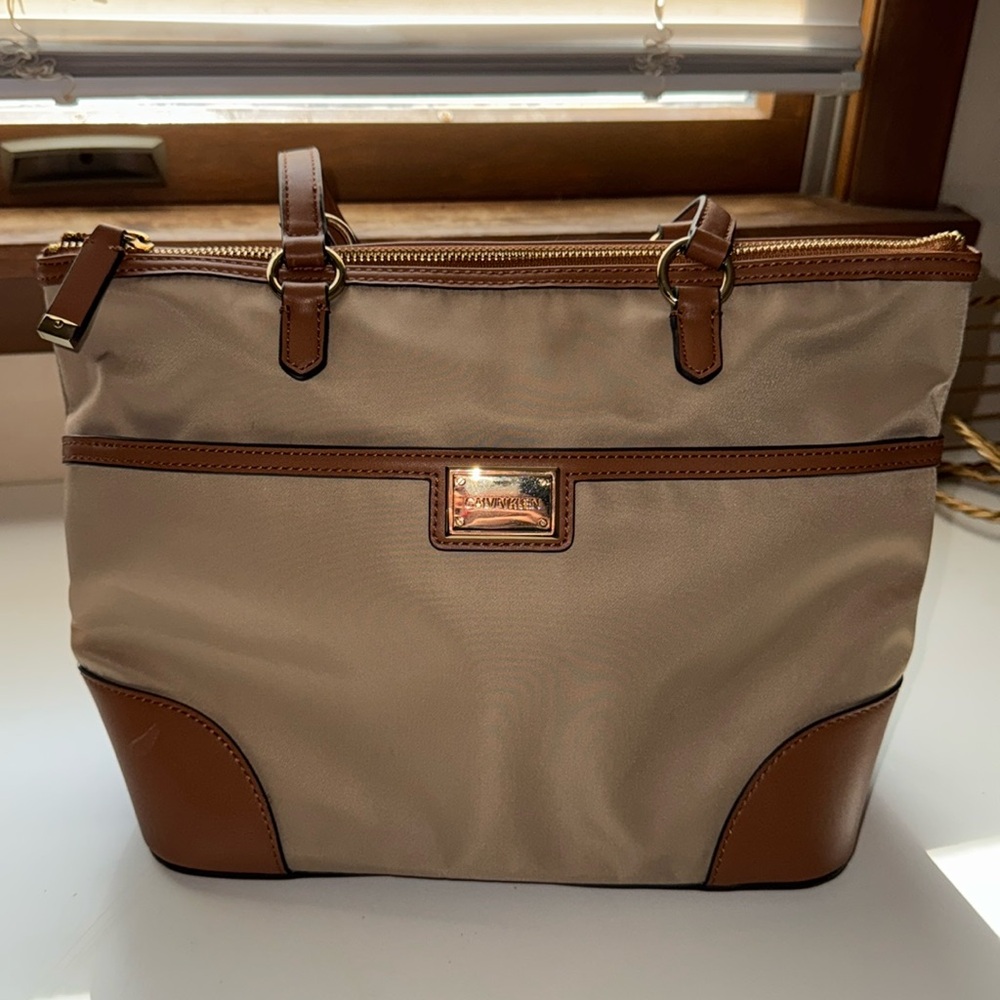 Calvin Klein Tan Tote Structured Design